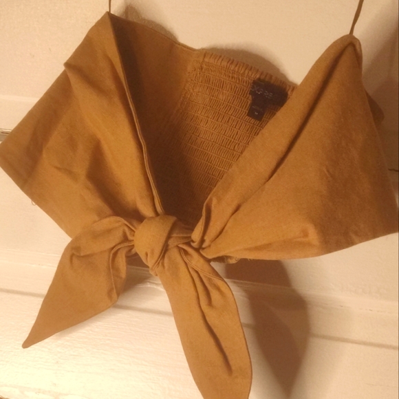 Express Tops - Express crop top